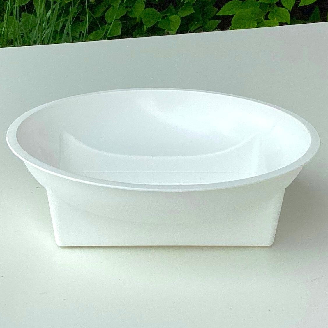 AI-N01WH 6.375in(s)D X2H White Plastic Plant Stand