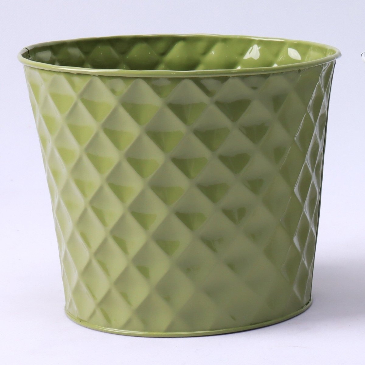 AI-GA3510-325 Sage Green Embossed Diamond Pattern Planter