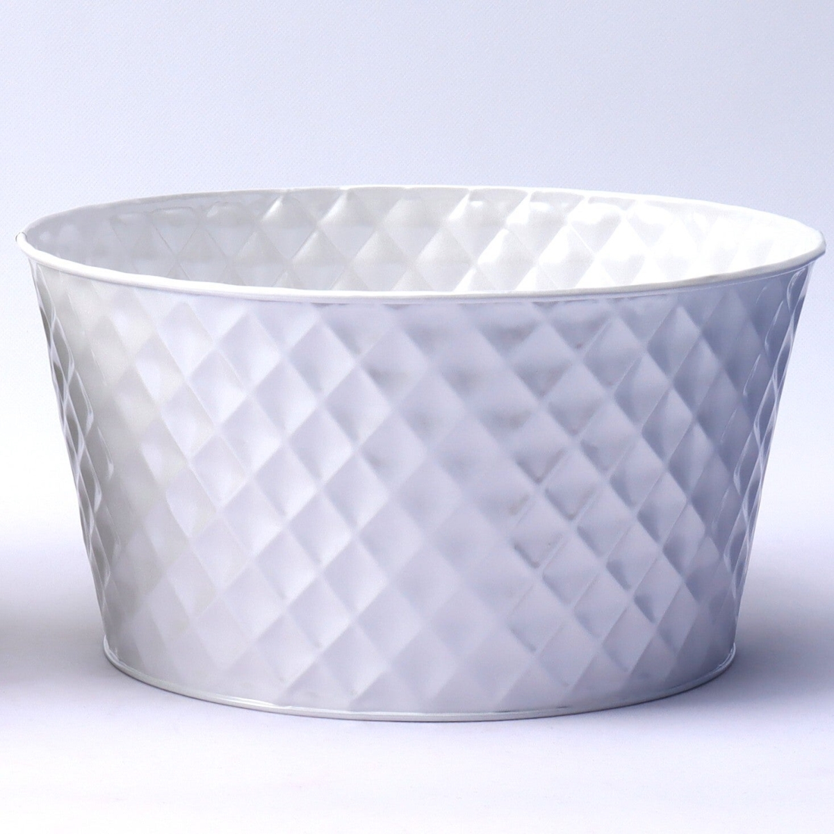 AI-GA2020-324 Shiny White Embossed Bucket