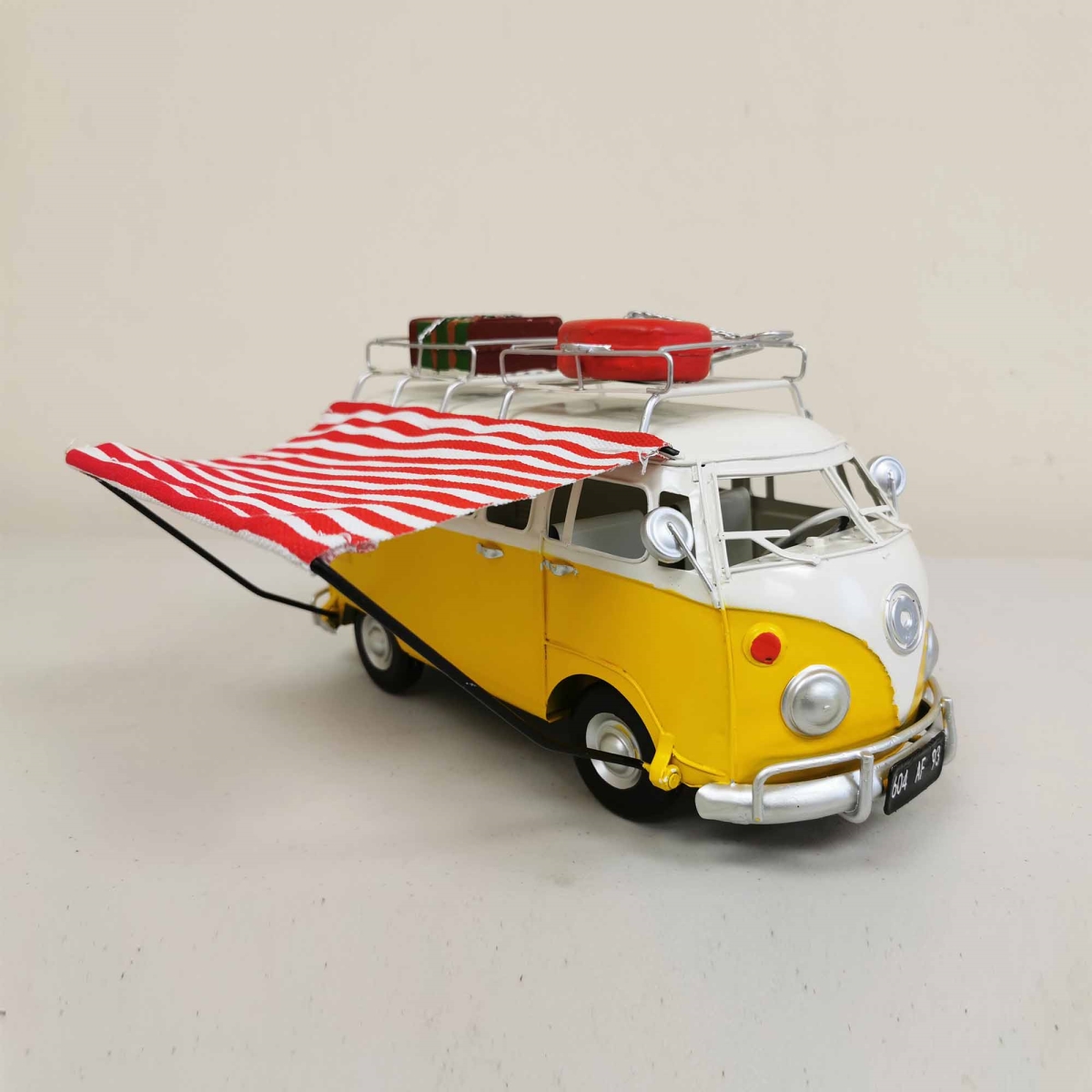 BM-YW2000 Camper Van With Awning And Suitcases On Roof Rack Figurine