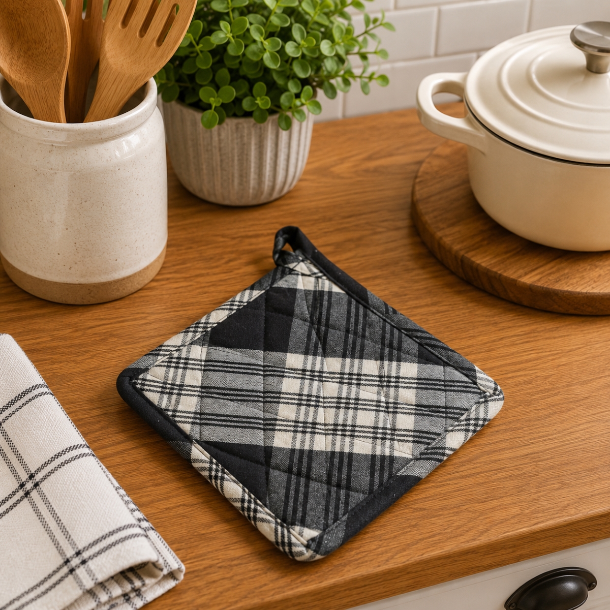 AG-40275 Set Of 2 Stone Grey Plaid Pot Holders