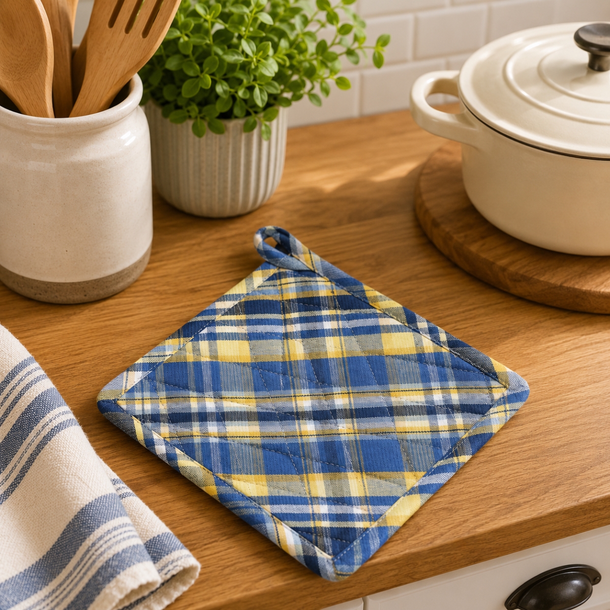 AG-40273 Set Of 2 Bluestone Check Pattern Pot Holders