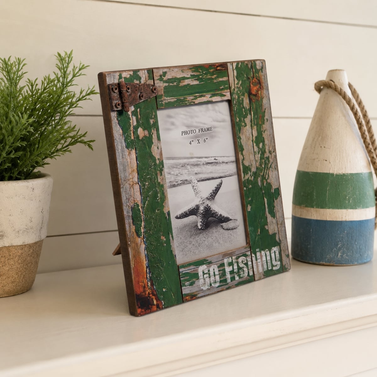 IG-32.102 Go Fishing Rustic Green Photo Frame