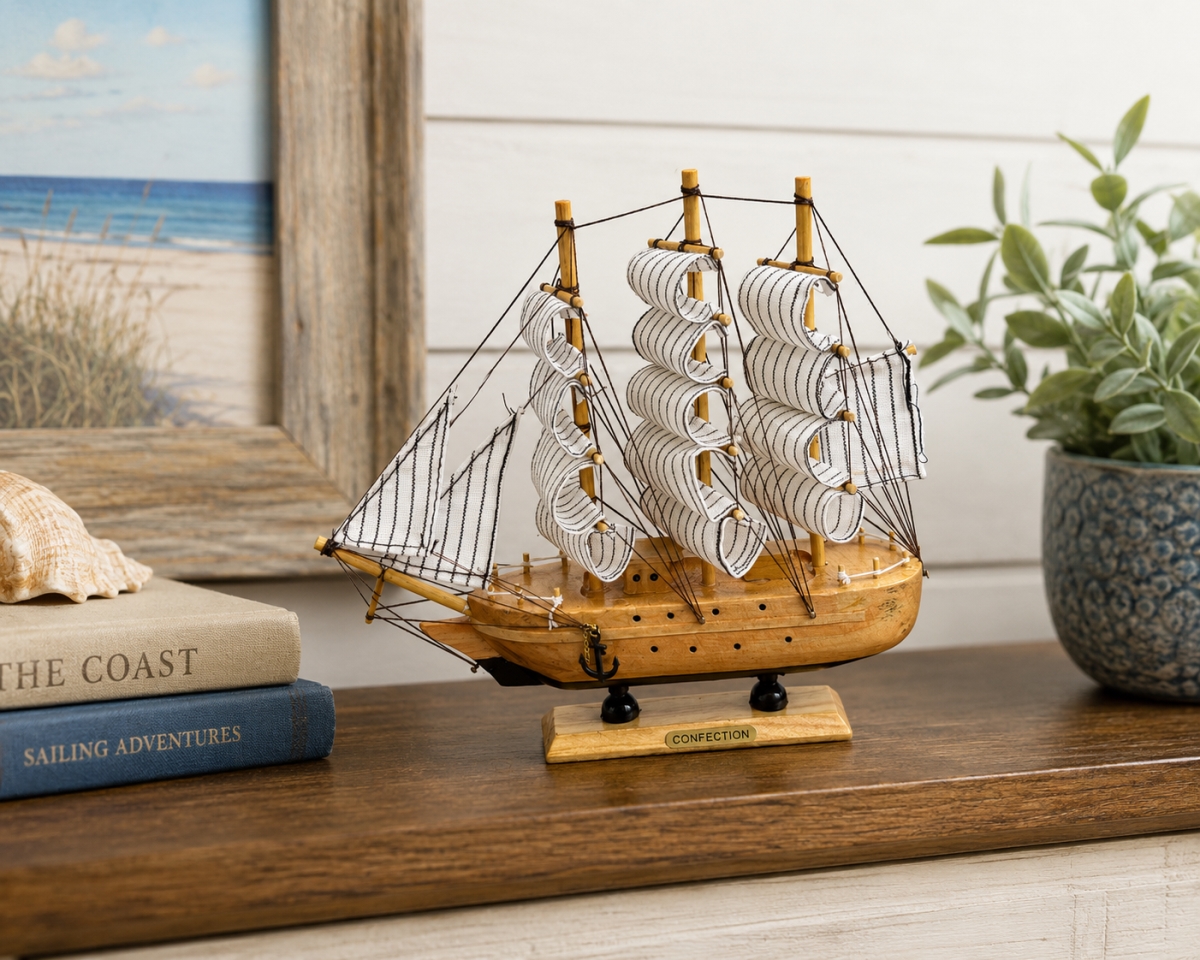 IG-N00.128 Striped Masts On Wooden Ship Figurine