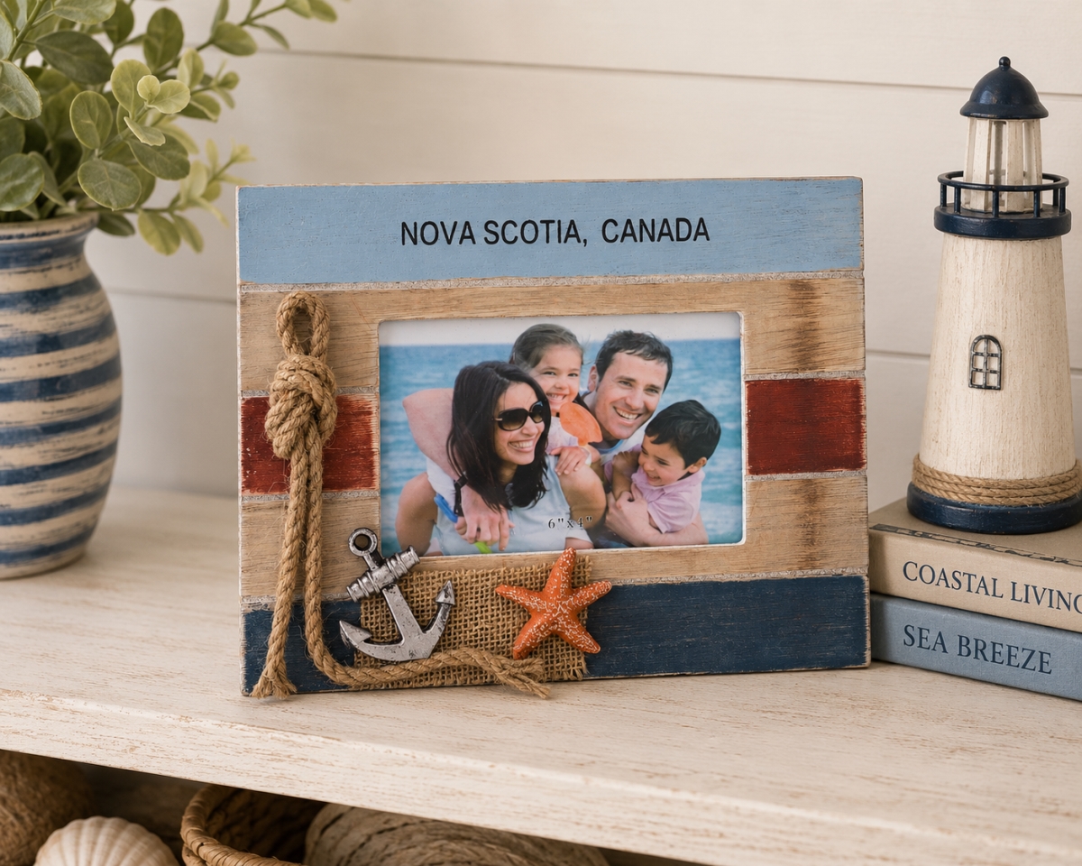 IG-31.040 Text- Nova Scotia- Canada On Wood Look Photo Frame