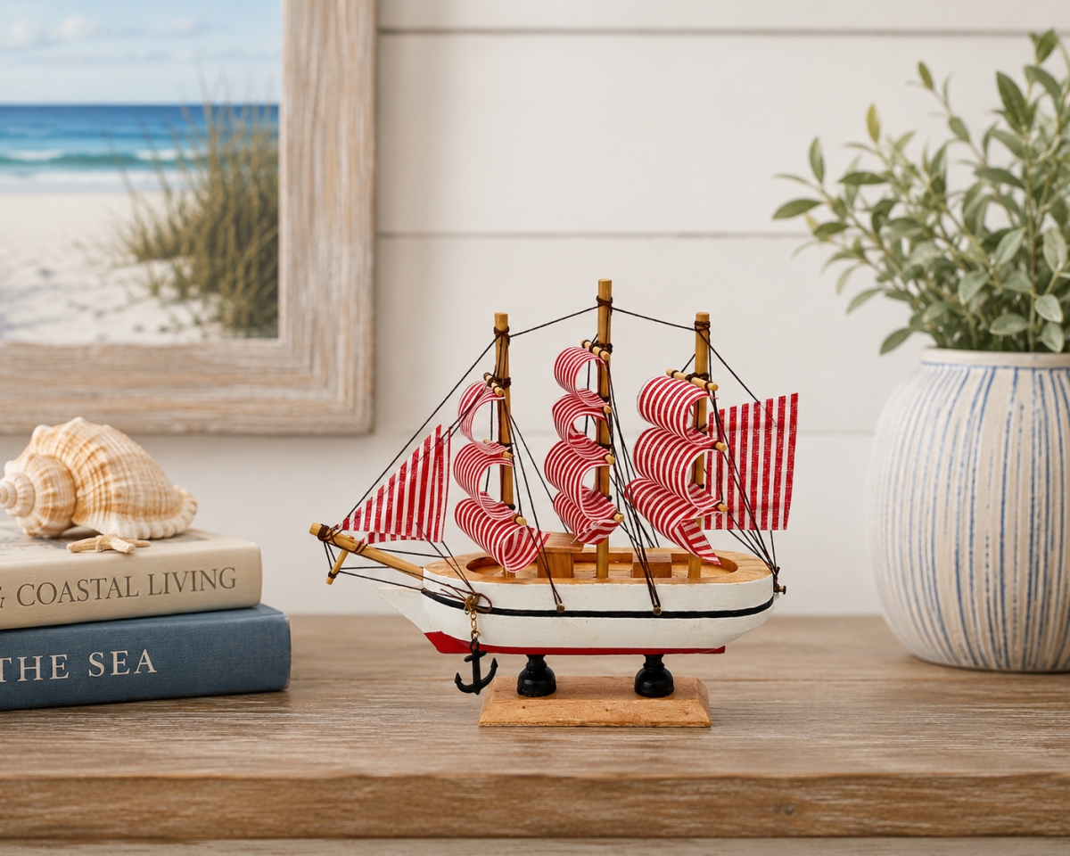 IG-N00.133 Ship With Striped Masts Figurine