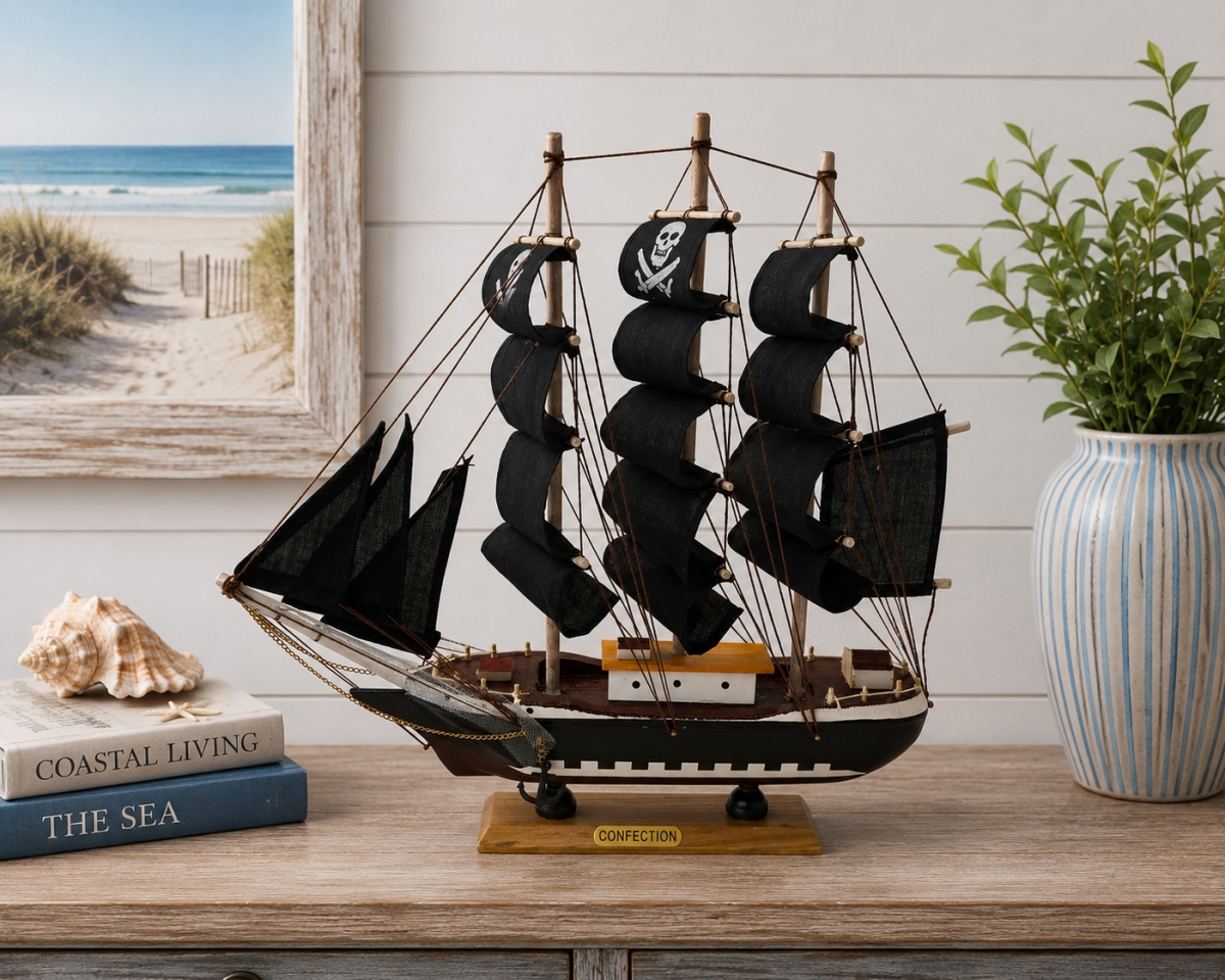 IG-N00.153 Confection Pirate Ship Figurine