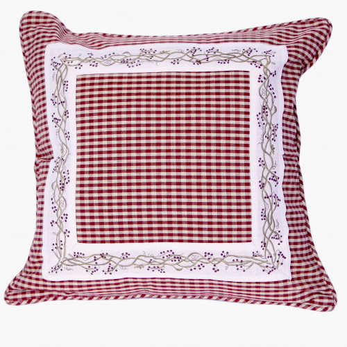 18 x 18 in. Zip Cushion, Berryvine Burgundy
