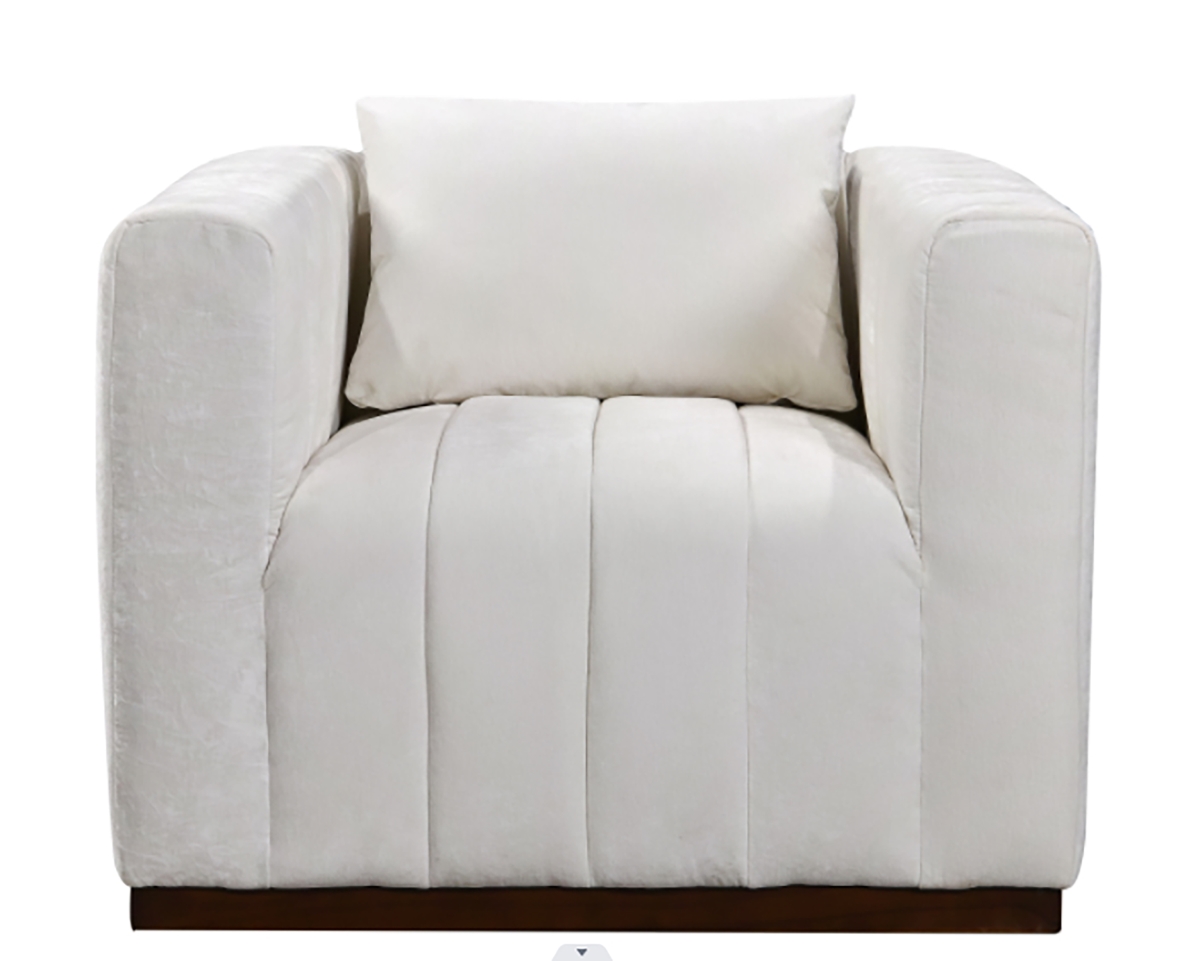 Upton Lounge Chair with 1 Toss Pillows, Ivory