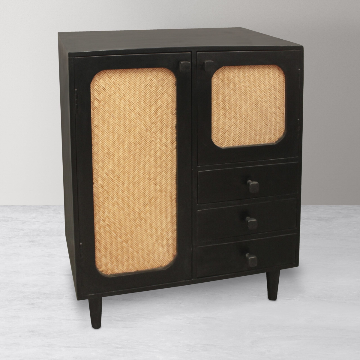 71609001 Navice 3-Drawer 2-Door Sideboard - Natural & Black