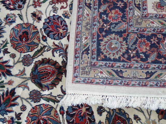 S-MA-IV-69 5 ft. 1 in. x 8 ft. 9 in. Sonnet Rectangle Area Rug - Ivory & Navy