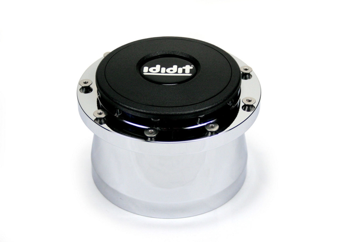 2201300040 9 Bolt Steering Wheel Adapter - Polished