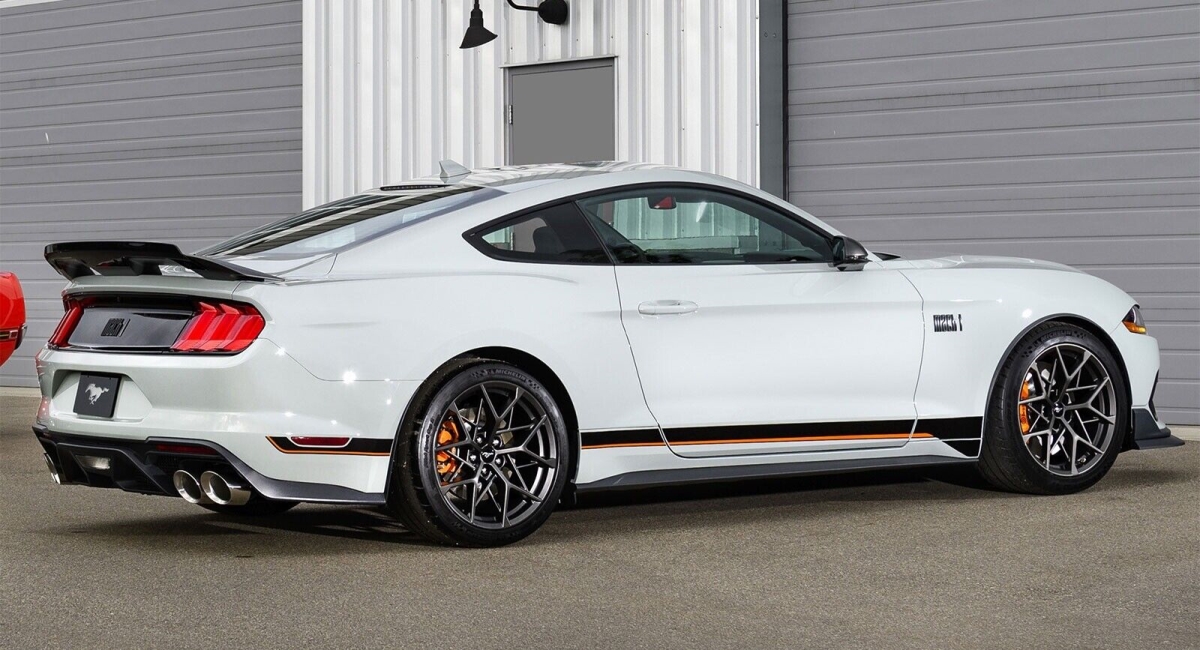 FRDM16600FP Handling Rear Wickerbill Gurney Flap Spoiler for 2021-2023  Mustang, Black