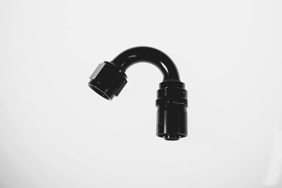 RHP7152-06-2 6AN 150 Deg Crimp Hose End, Black