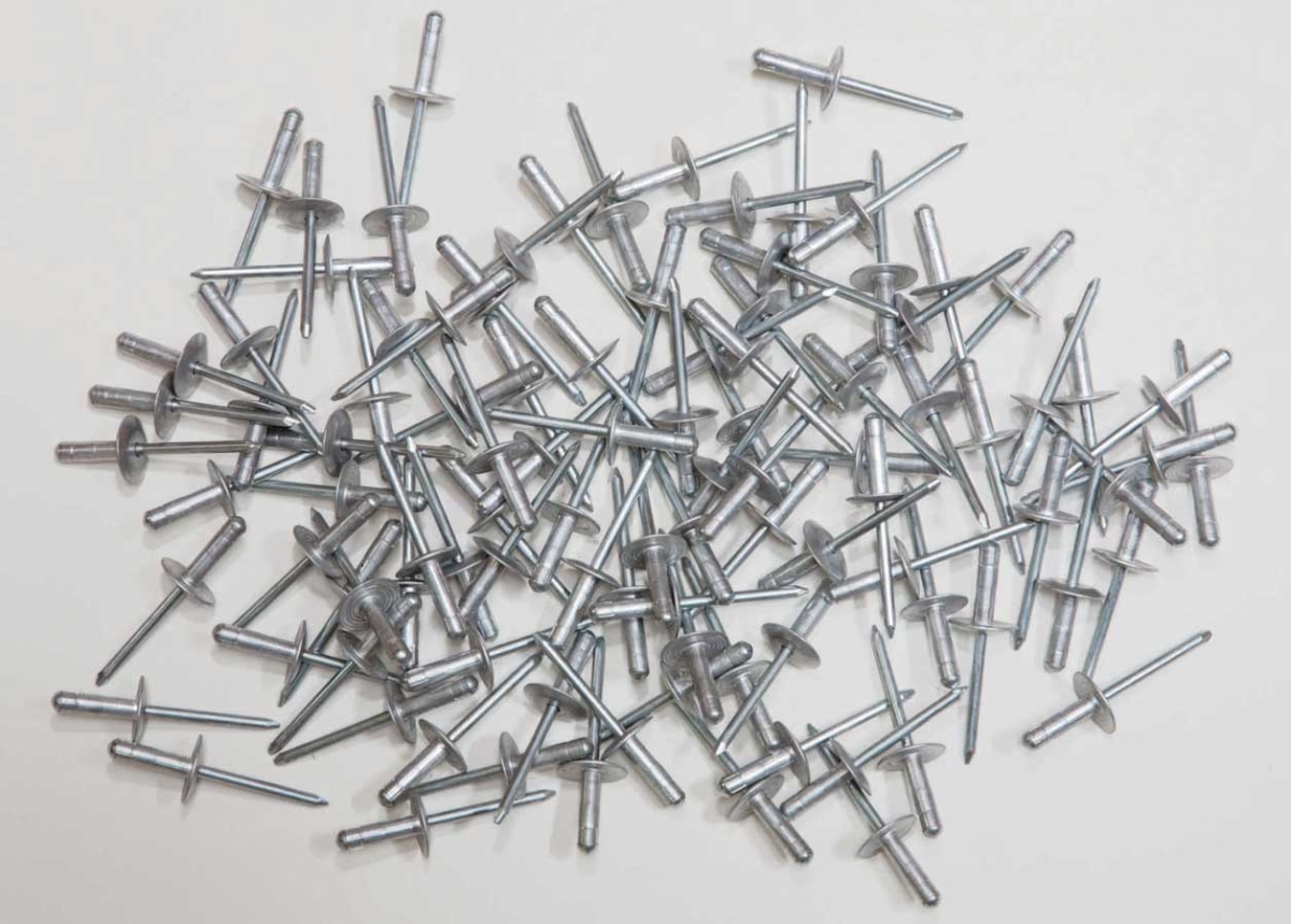 816-100L 0.187 in. Large Head Rivet - Silver, 100 Piece