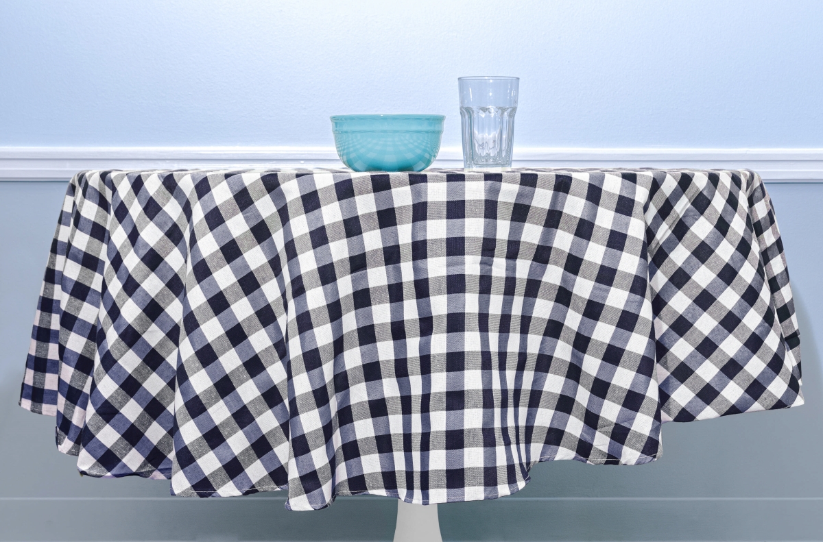 UMID 15973D-12 Buffalo Plaid Gingham Checkered Tablecloth Linens for Kitchen Home Decor - 58 x 102 in. - Navy Blue