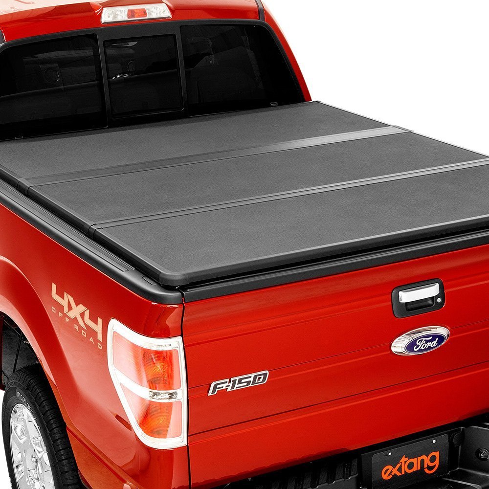 Extang EXT83706 5 ft. 6 in. 17 with Rail System Solid Fold 2 Tonneau Cover for 2017 Titan