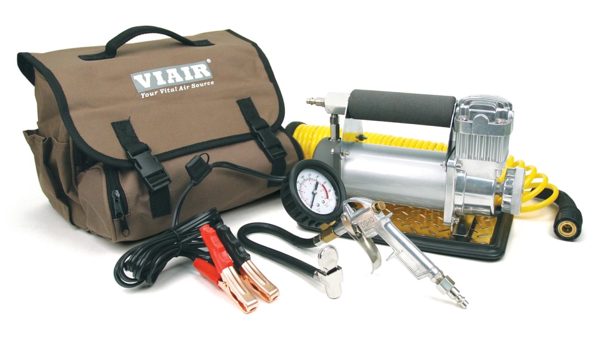 Viair  30 psi Sealed 33 Percent Duty, 40 Min 400P-A Automatic Portable Compressor Kit