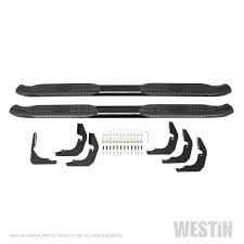 4 in. Oval Step Bar for 2016-2017 Titan XD Crew Cab Black Pro Traxx