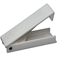 Rounded Baggage Door Catch - Colonial White