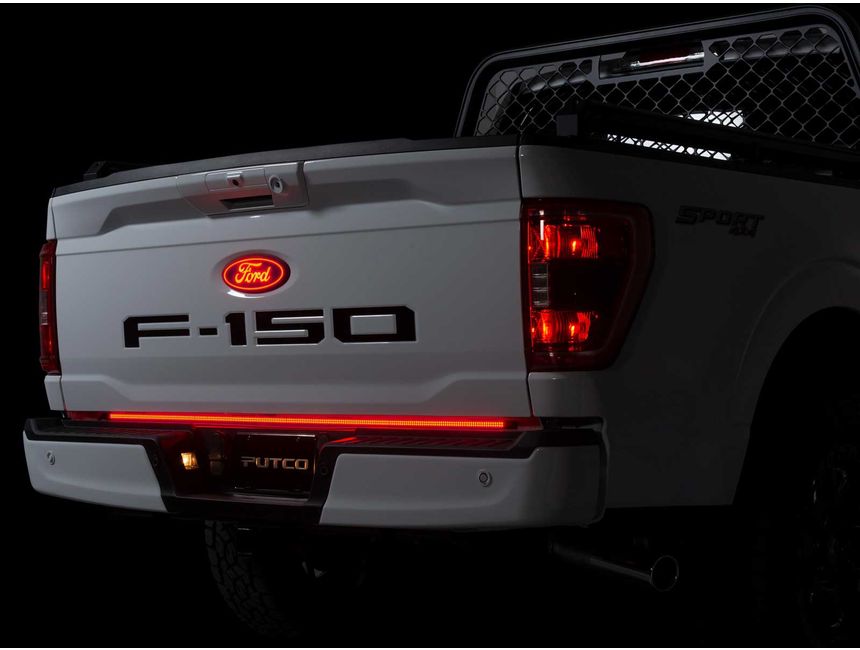 PUT760060-26 60 in.  Freedom Blade Tailgate Light Bar for 2024 Ford Super Duty F250-F350-F450 with Tail Lamps