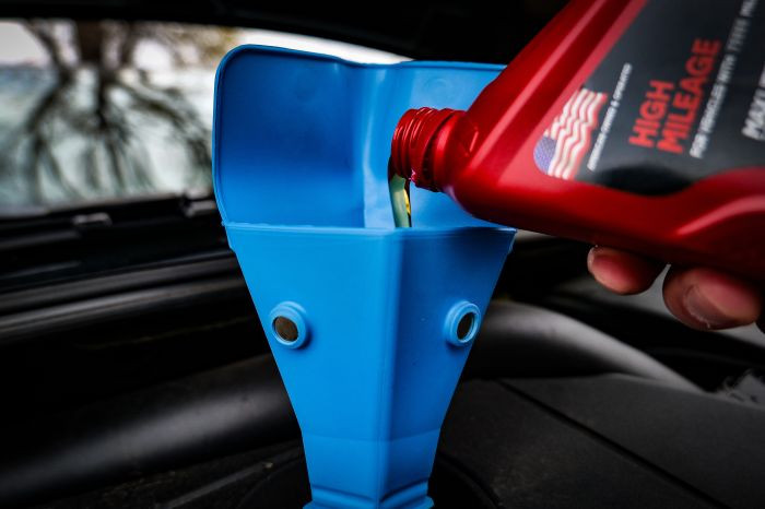 CPI13591 Flex & Fold Radiator Funnel, Blue