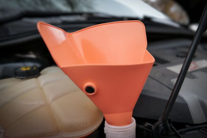 CPI13593 Flex & Fold Large Funnel, Violet