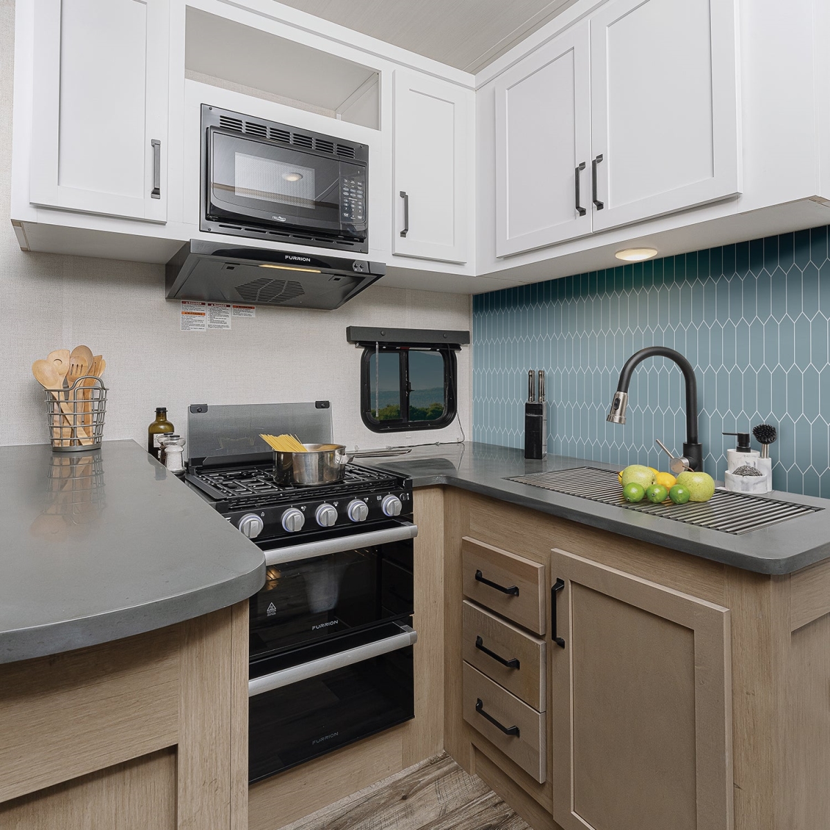 GNP494034 Revive Backsplash - Coastal Blue Picket - 18 x 48 in.