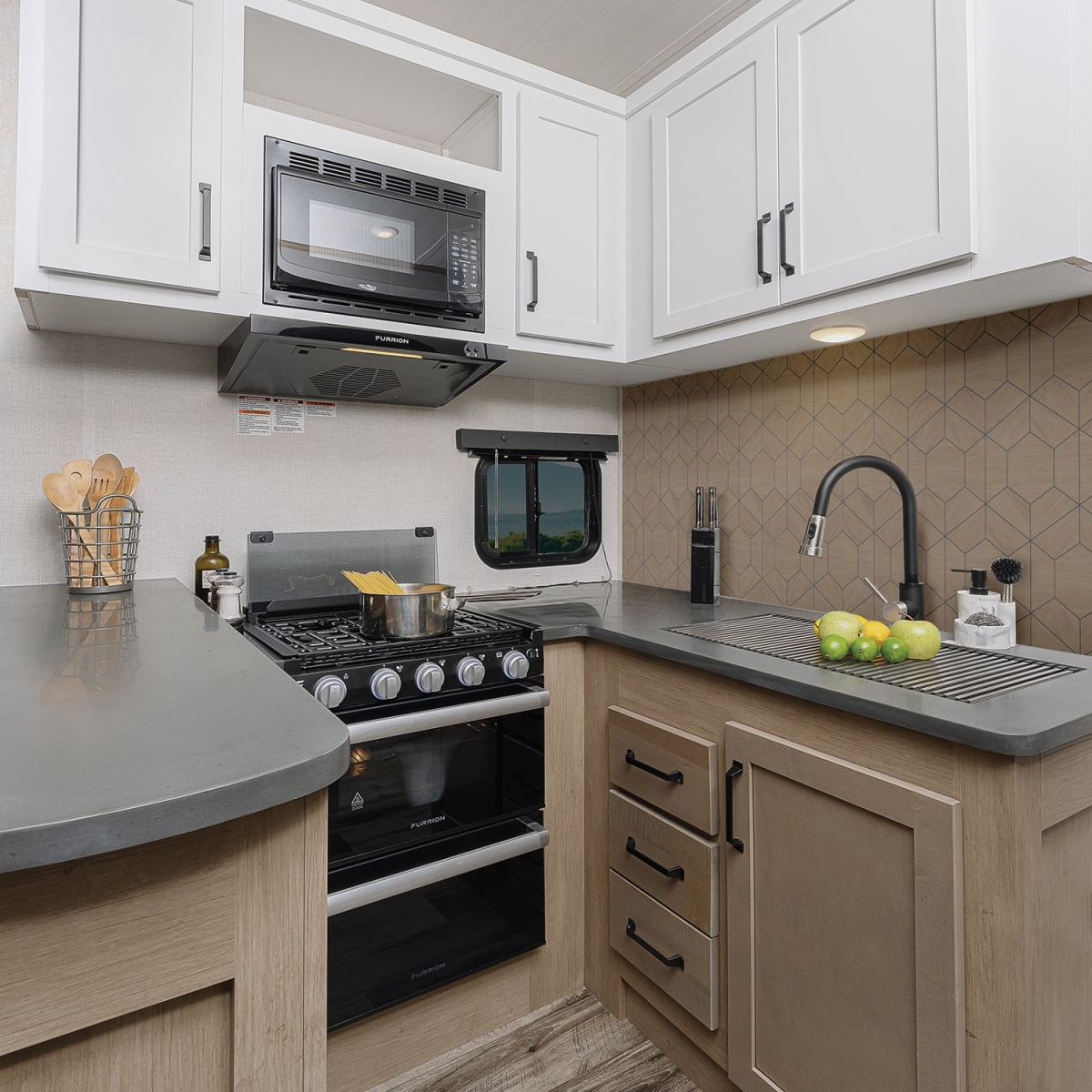 GNP494040 Revive Backsplash - Wooden Oak Hexagon - 18 x 48 in.