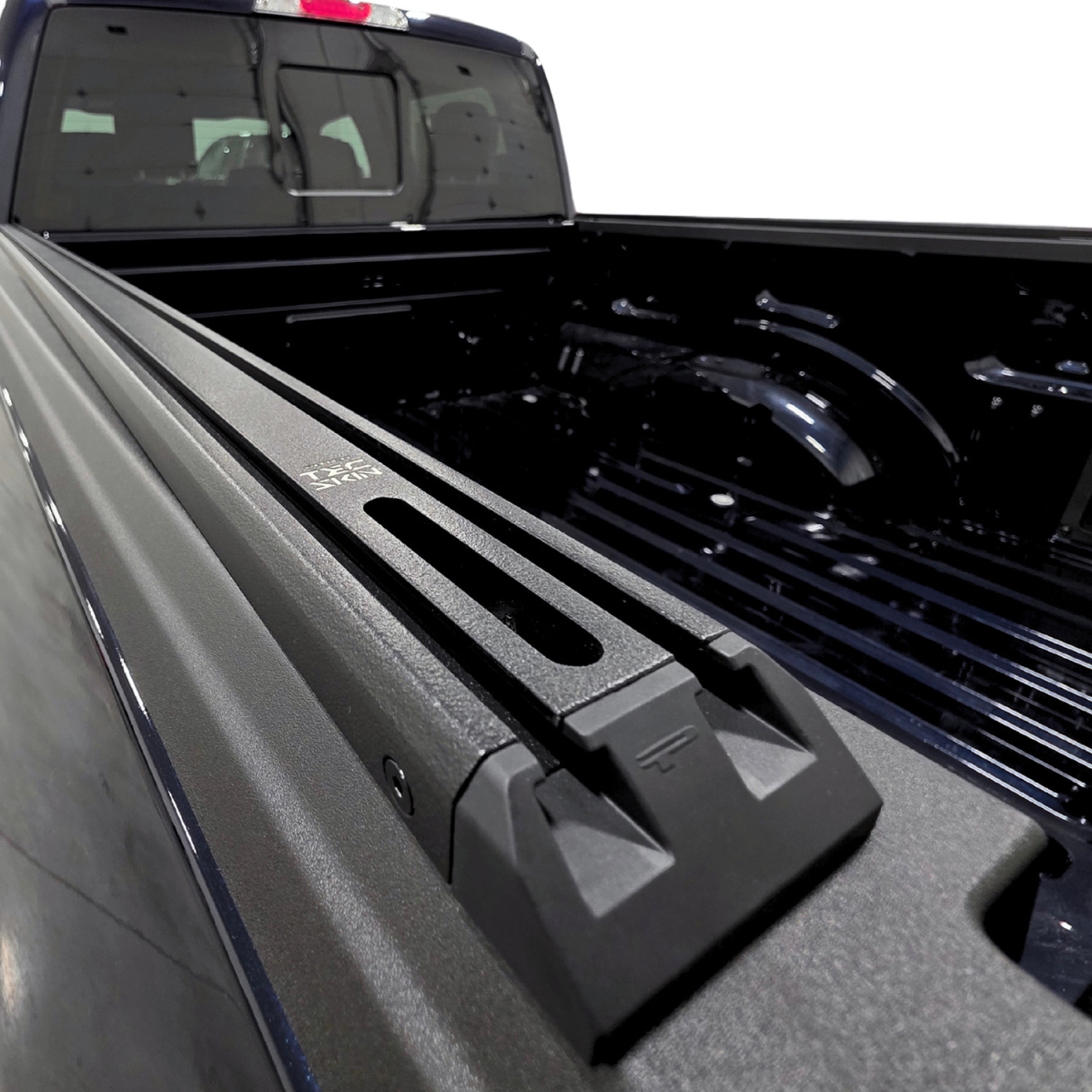 PUT129855 Slot Bed Cap for 2014-Current Chevrolet Silverado LD 5.8 ft. Bed