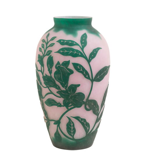 10 in. Cameo Vase Lamp