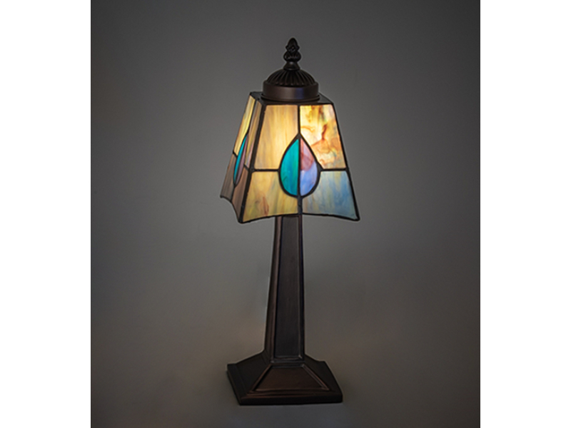 262781 10 in. High Mackintosh Leaf Buffet Mini Lamp - Multi Color Shade