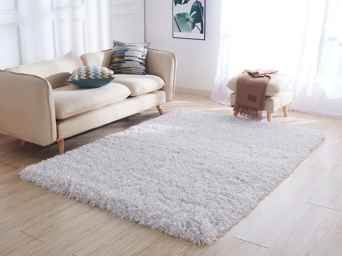 Picture of Amazing Rugs CC2022-57 5 x 7 ft. Coral Hand Tufted Shag Area Rug in White