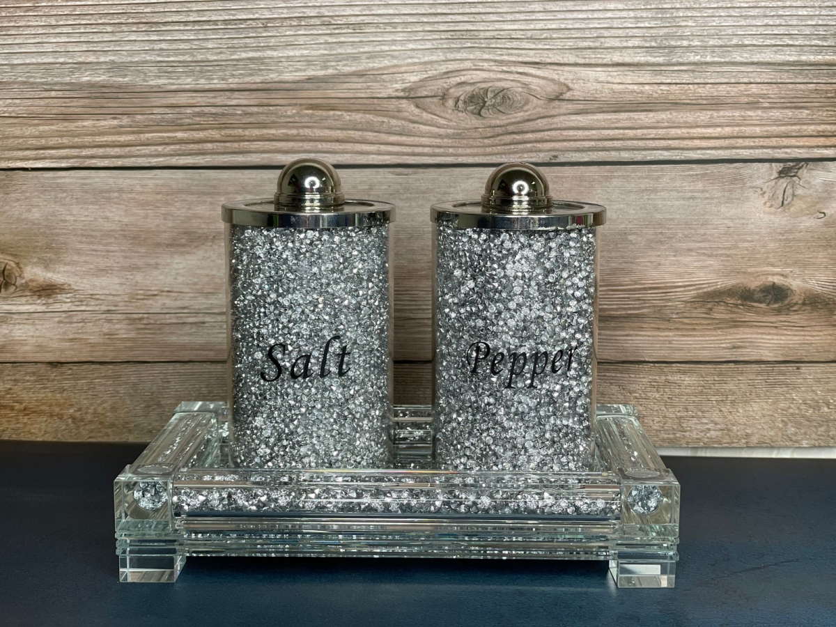 Picture of Amazing Rugs STPRSS1120 Ambrose Exquisite Salt & Pepper Canisters with Tray Crushed Diamond Glass in Gift Box&#44; Silver