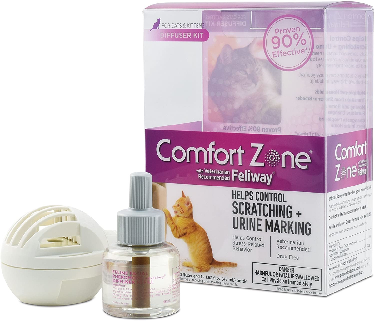 Picture of Comfort Zone 039079003377 48 ml Cat Calming Diffuser Kit&#44; Cat Pheromone&#44; 1 Diffuser & 1 Refill