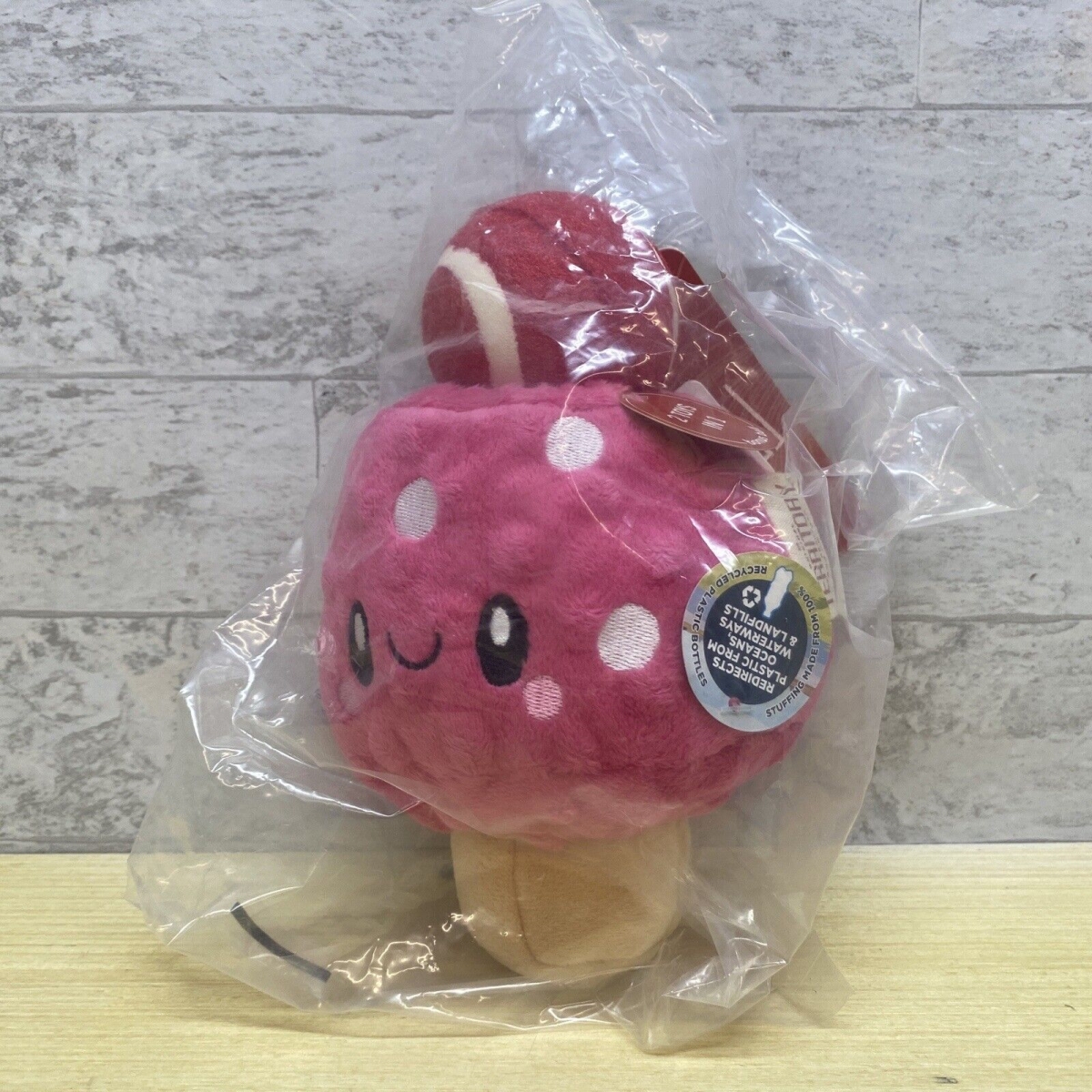 Picture of Territory 022266178040 7 in. 2-in-1 Plush Mushroom Dog Toy