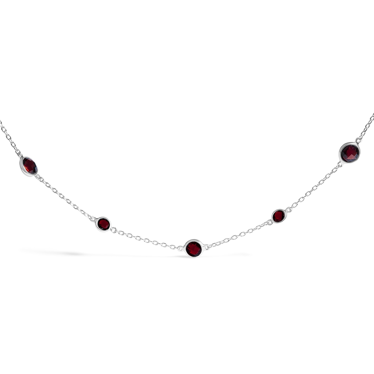 023141NASH 22 in. 0.925 Sterling Silver Checkerboard Cut Red Garnet Bezel Station Necklace, White