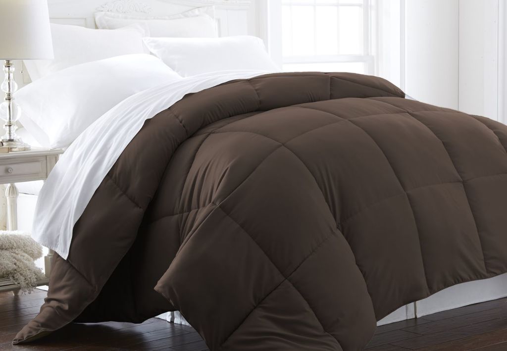 Down Alternative Comforter, Chocolate - Queen Size