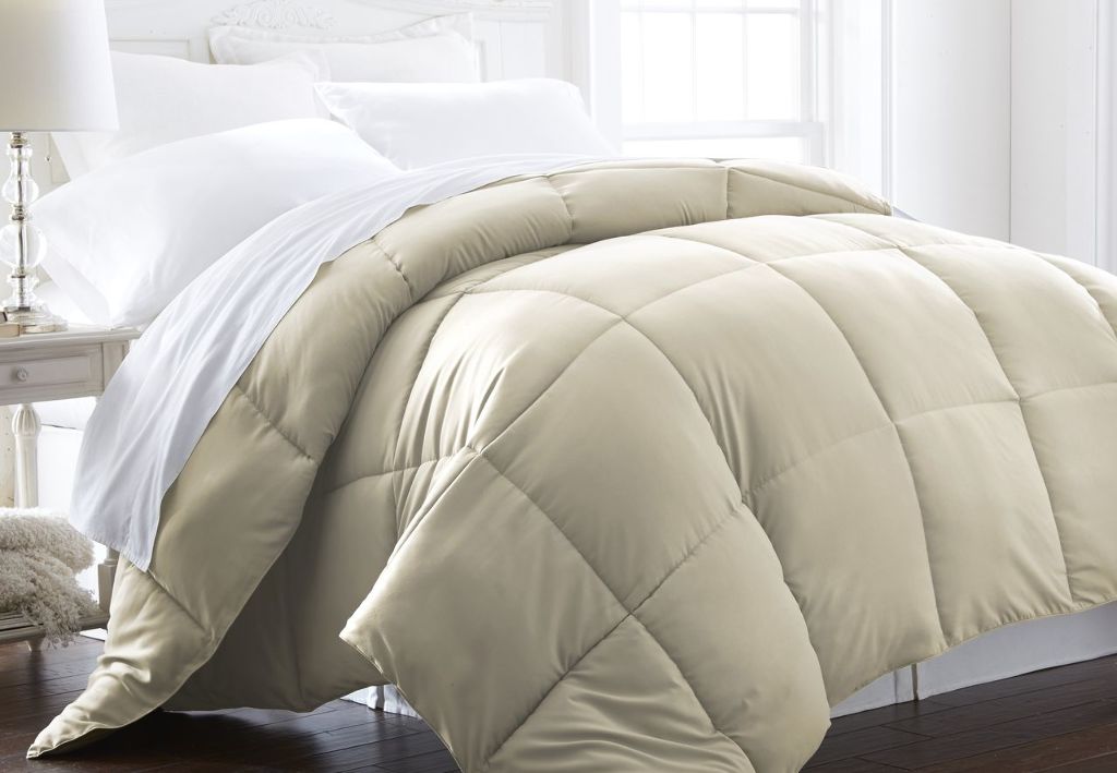 Down Alternative Comforter - Ivory - Queen Size