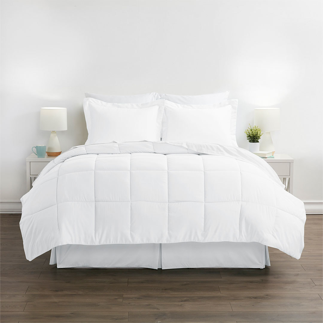 DDI 2185799 Twin Microfiber 8 Piece Bed in a Bag - White Case of 6