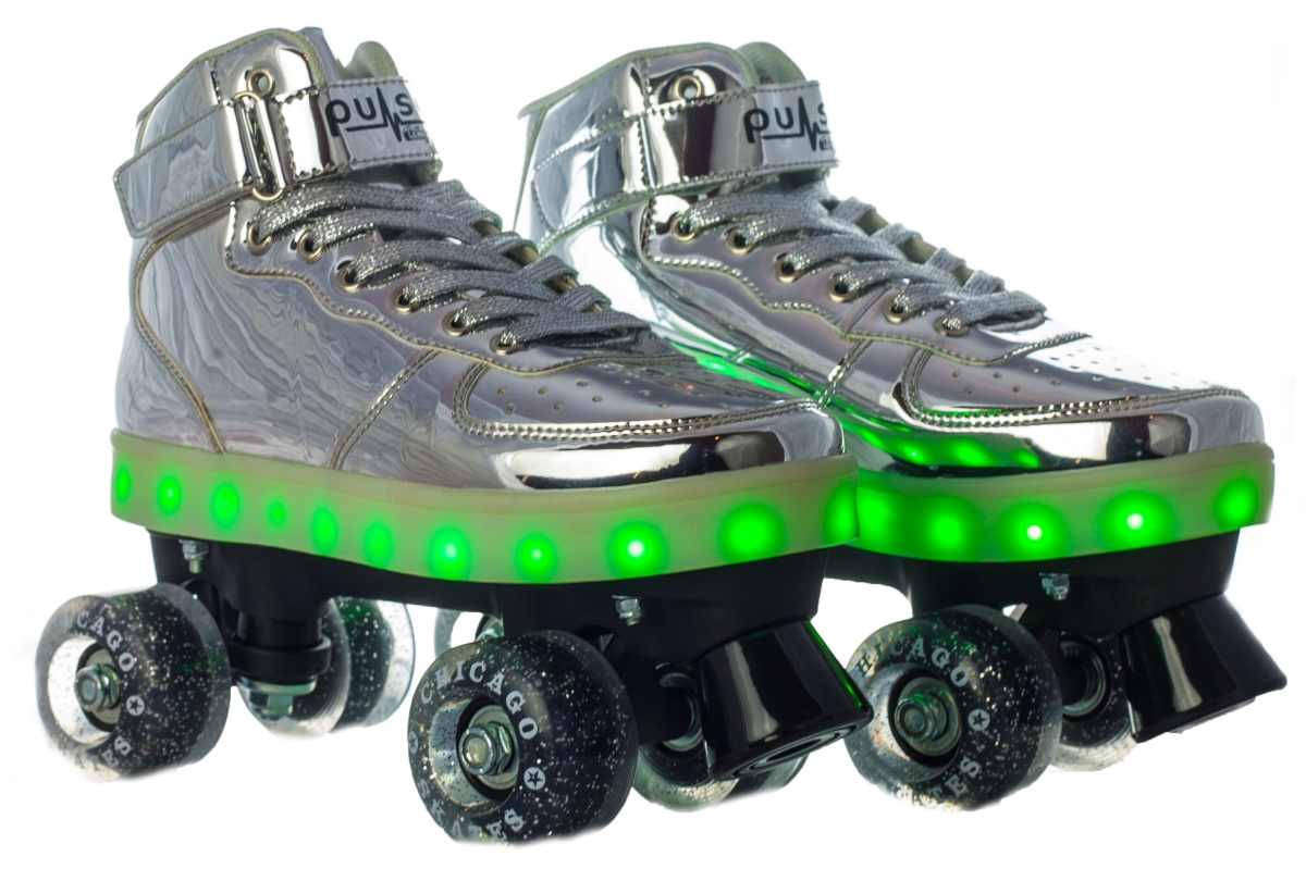 Picture of Chicago Skates CRS700-04 Pulse Roller Skates&#44; Silver - Size 4