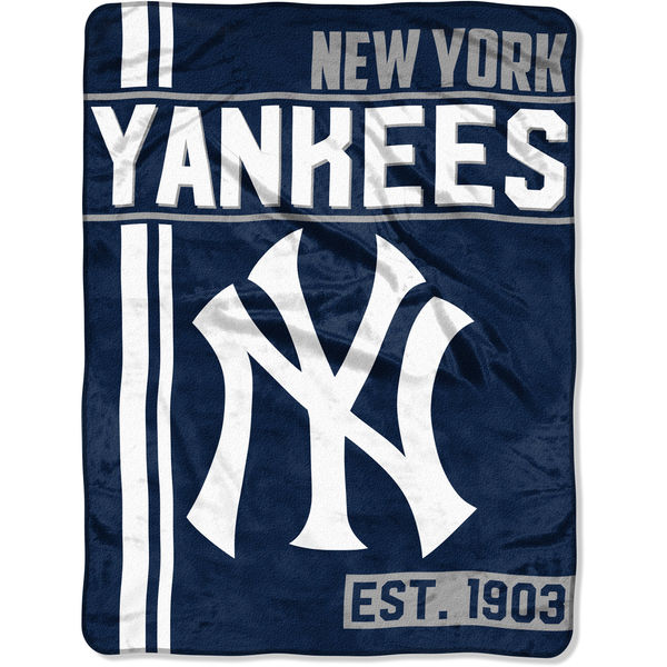Picture of The Northwest Co 1MLB-05903-0020-RET yankees Walk Off Throw