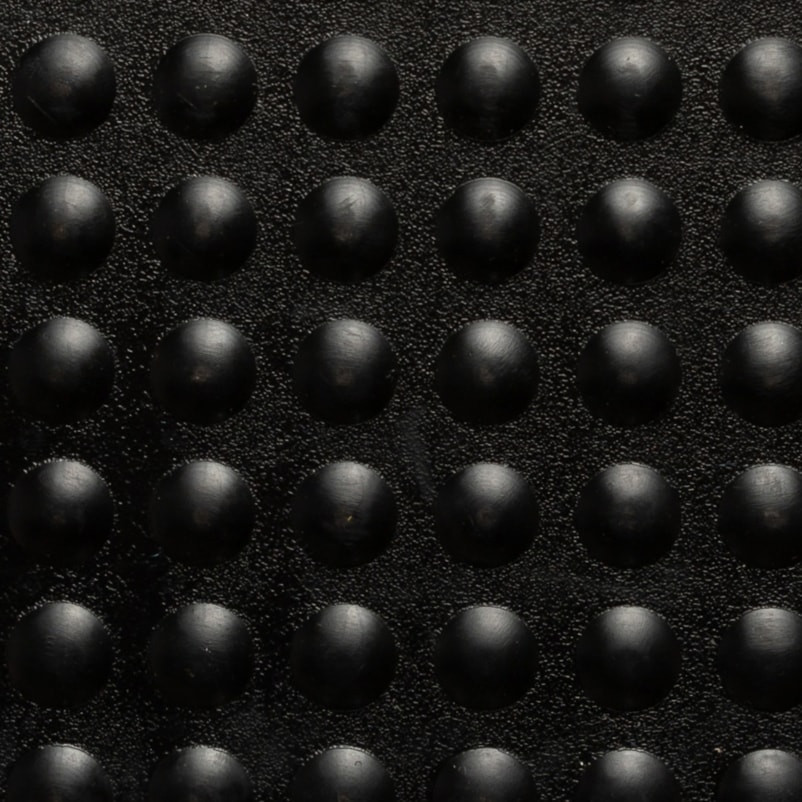 462S0033BL 3 x 3 ft. Skymaster Heavy Duty Niru Interlocking Floor Mat, Black