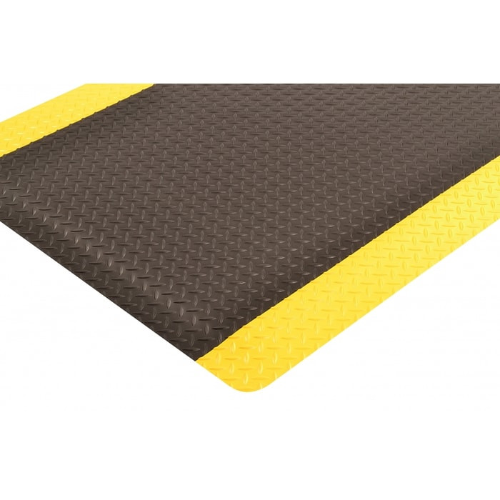 Antifatigue Mat, 3 ft. L x 2 ft. W, 9/16" Thickness, Nitrile Rubber, Diamond Plate, Black/Yellow