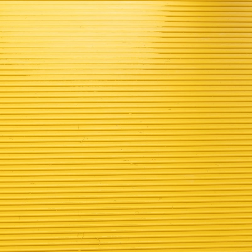 552F0003YL 6 in. x 3 ft. M.D.-X Female Ramp System for Cushion-Ease, Yellow