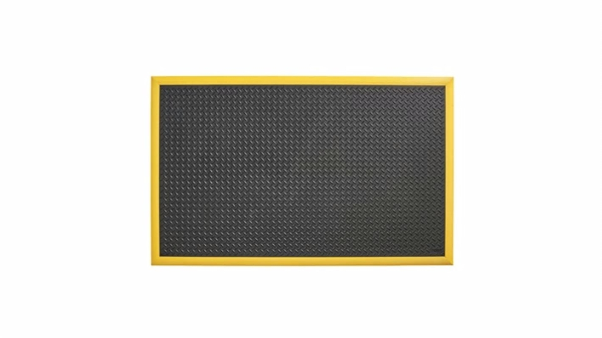 646S4064BY 40 x 64 in. Diamond Flex Niru FR Floor Mat, Black & Yellow