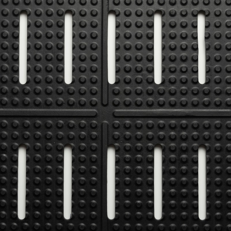 755R0048BL 4 x 60 ft. Niru Versa Runner Floor Protector Mat, Black