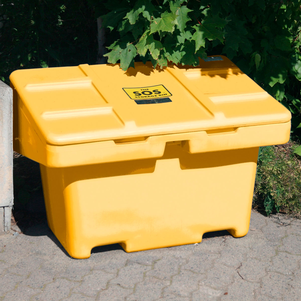 4556809 11 cu. ft. Global Industrial Lockable Outdoor Storage Container - Yellow - 42 x 29 x 30 in.