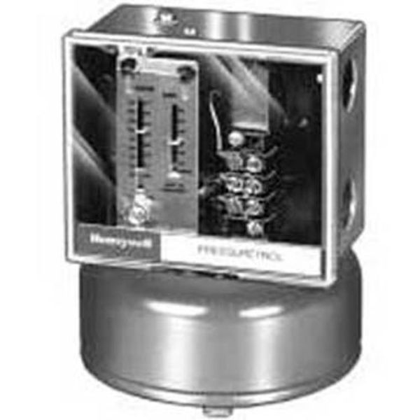 International B762697 L91A1037 Non-Adjustable Throttling Range 0-15 PSI Proportioning Pressuretrol Modulating