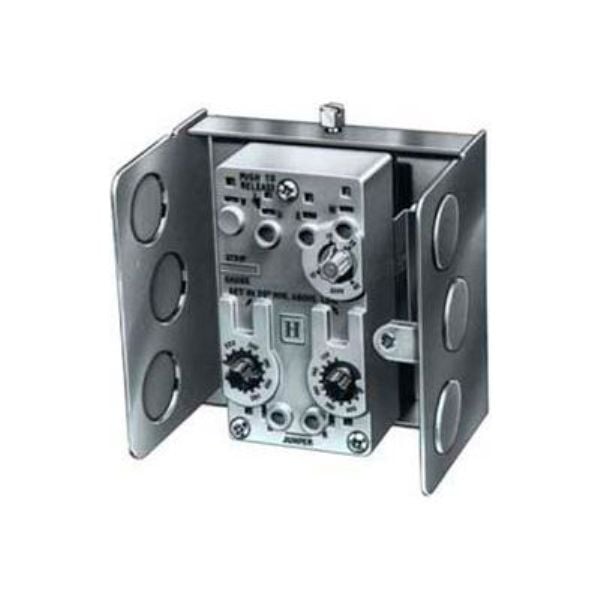 B394096 L4081A1023 Honeywell High Low Limit Aquastat Controller with High Limit